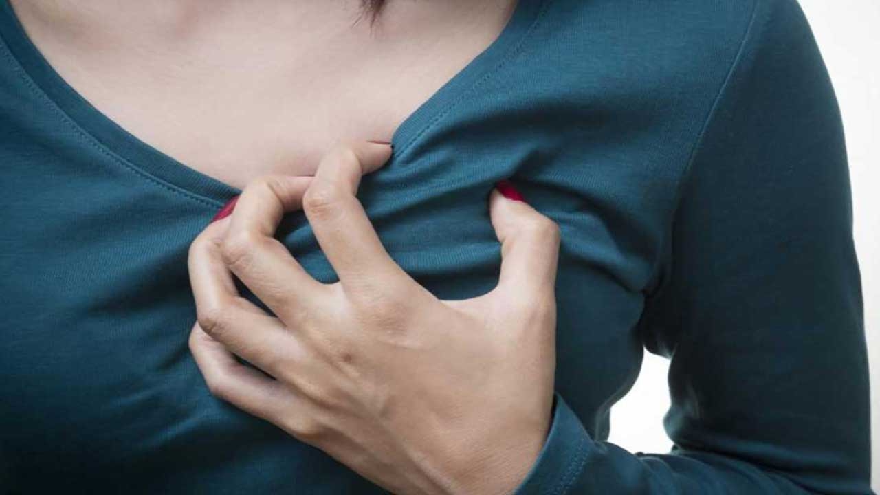 خارش سینه - معرفی 9 دلیل اصلی