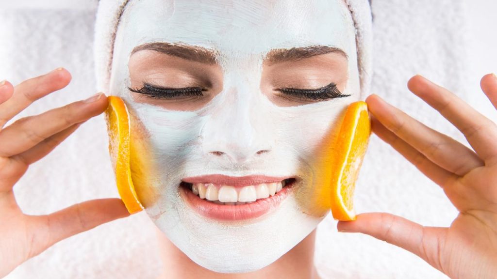 شستشوی صورت و پاکسازی پوست در اراک – بررسی ۱۲ نکته مهم
